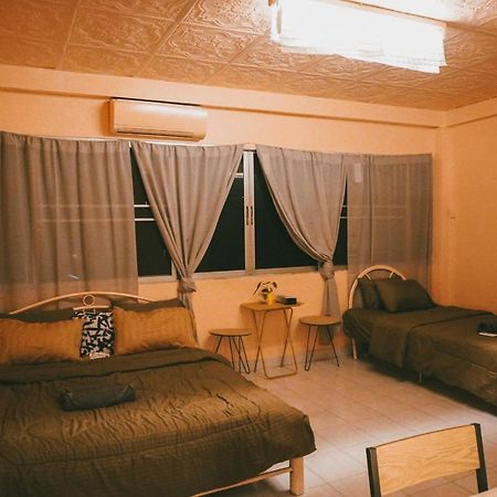 Bandai Hostel Пак Крет Екстериор снимка